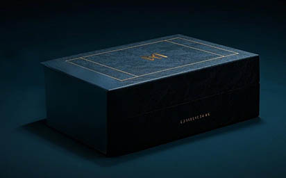 Luxury goods packaging box